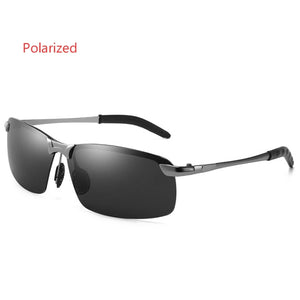 Photochromic sunglasses with polarized lens